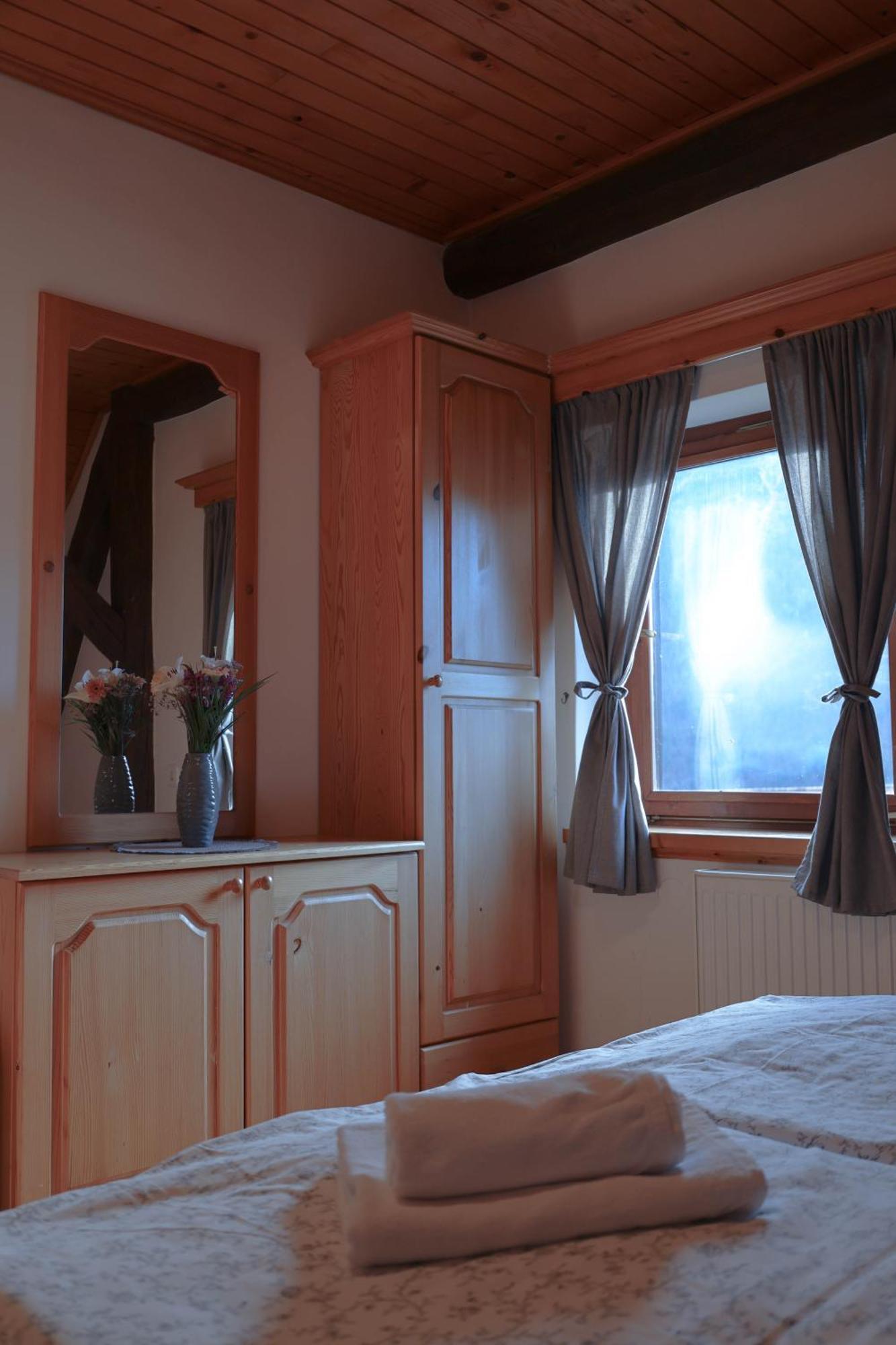 Mountain View - Pr' Potovcn'k Apartment *